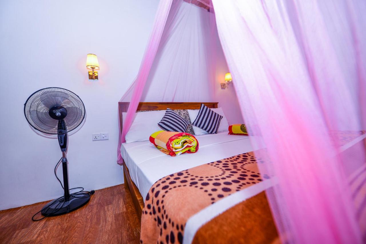 Astral Zone Cottage Ella Bagian luar foto